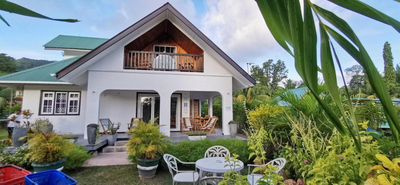 Chez Marva Grande Villa Corossol 3 A 12 Personnes 拉迪格岛 外观 照片
